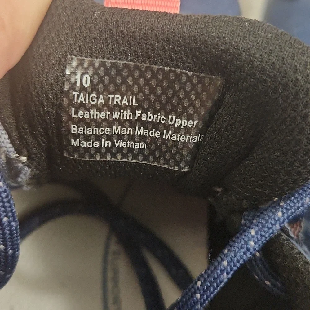 Ryka Taiga Trail Sneakers. Size 10 - Picture 6 of 8